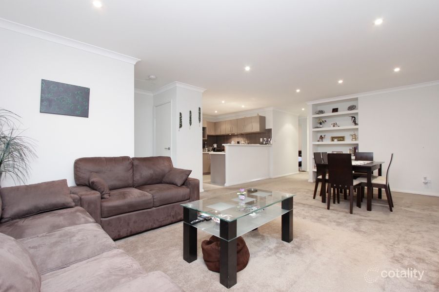 6 Redfern Bend, Clarkson, WA 6030