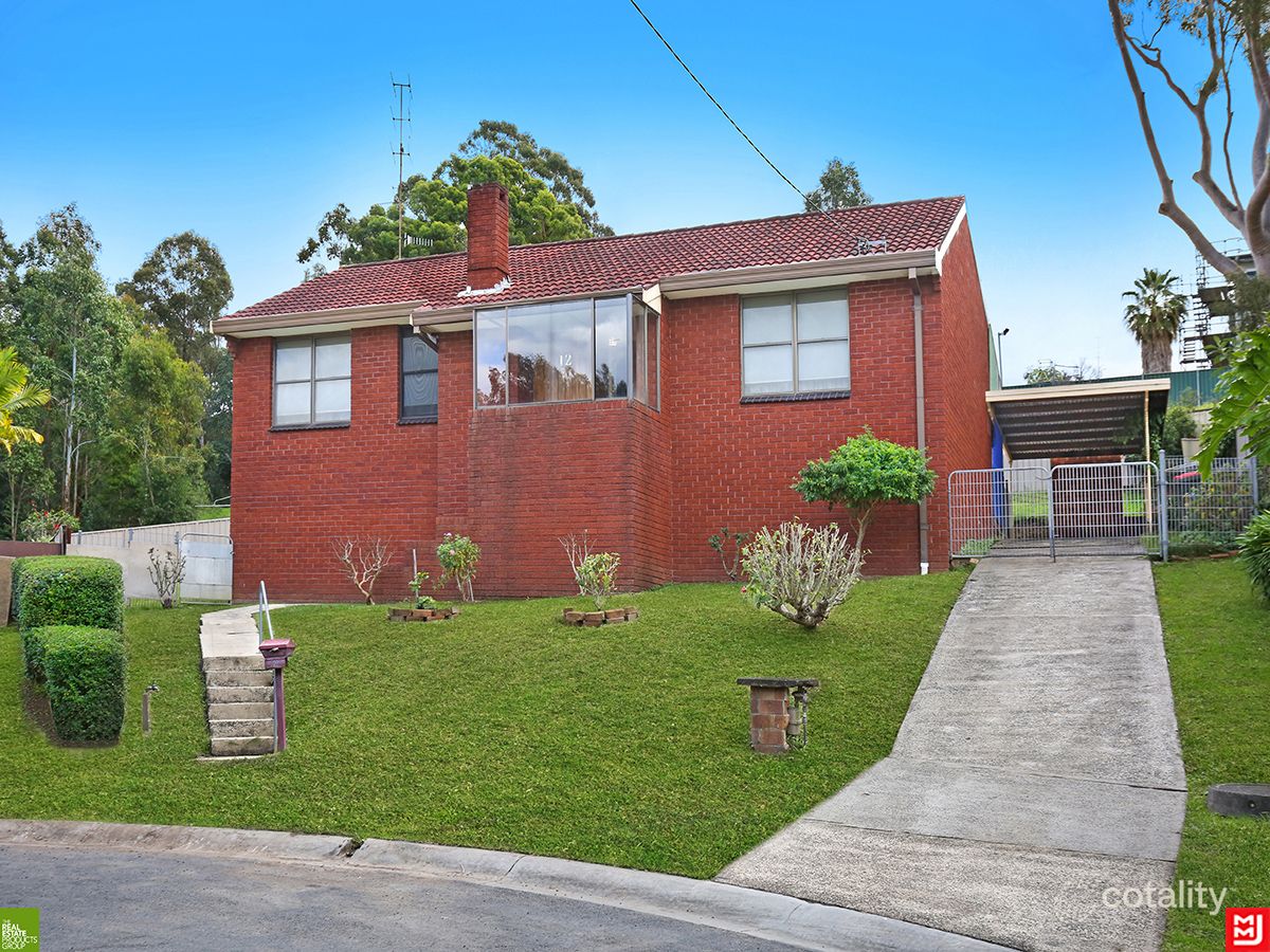 12 Stapleton St, Unanderra, NSW 2526