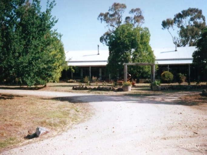 85 Ashes Bridge Rd, Tallarook, VIC 3659