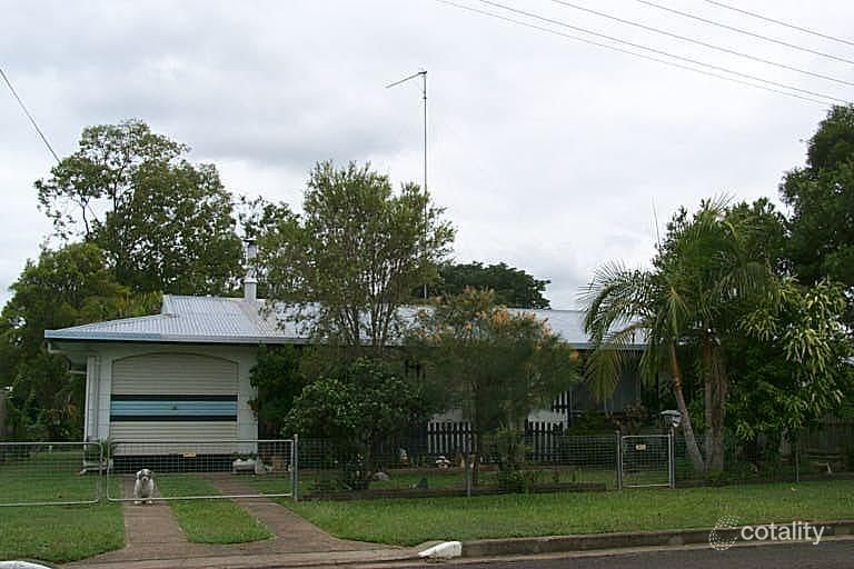 7 James St, Southside, QLD 4570