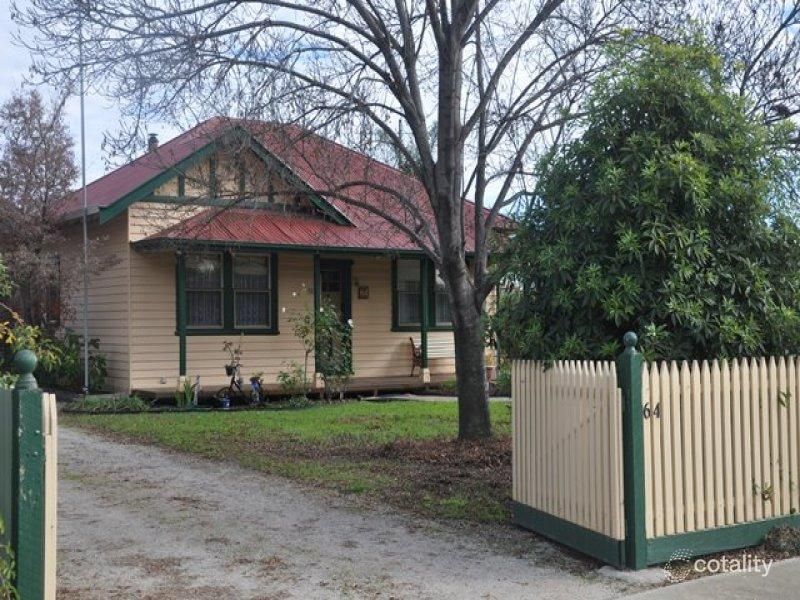 64 Albert St, Kerang, VIC 3579