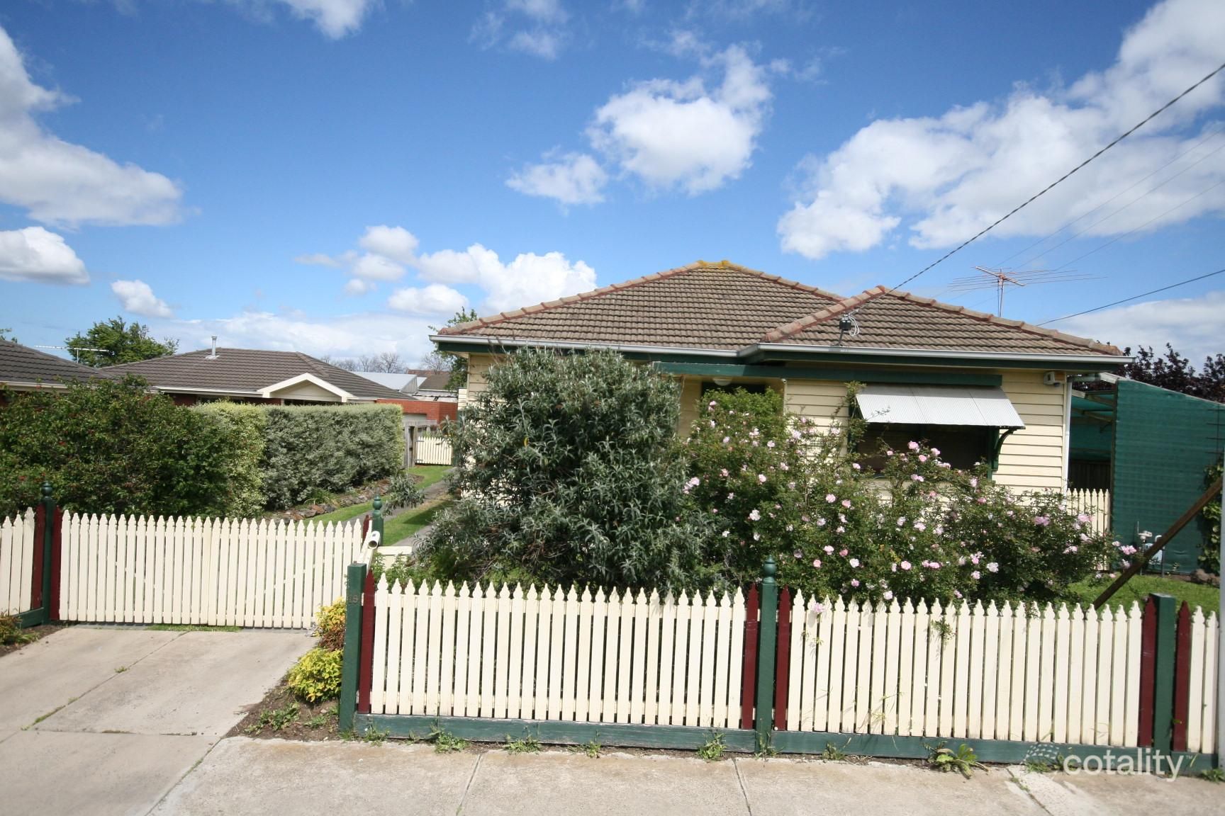 19 Collins St, Geelong West, VIC 3218