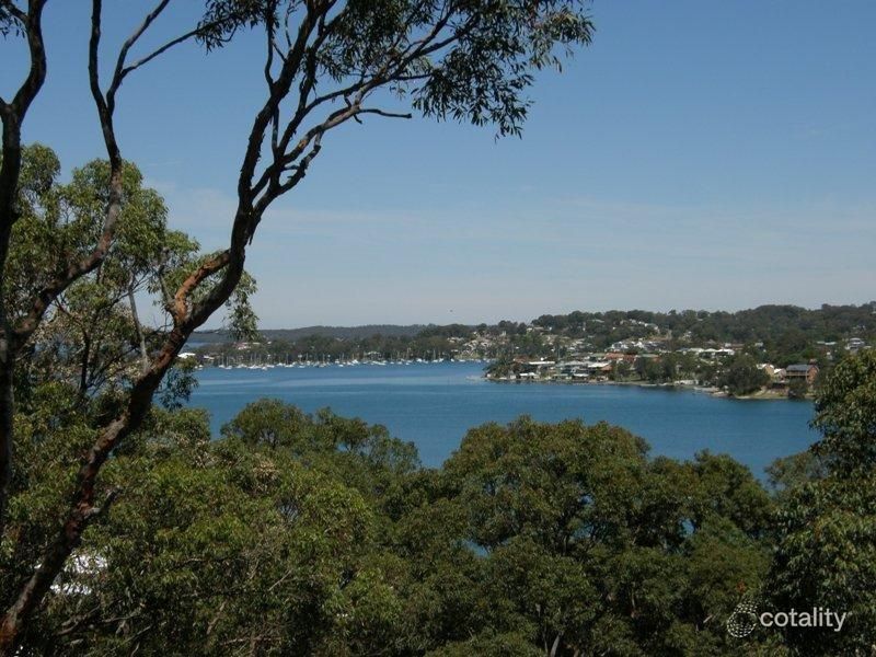 62 Sunlight Pde, Fishing Point, NSW 2283