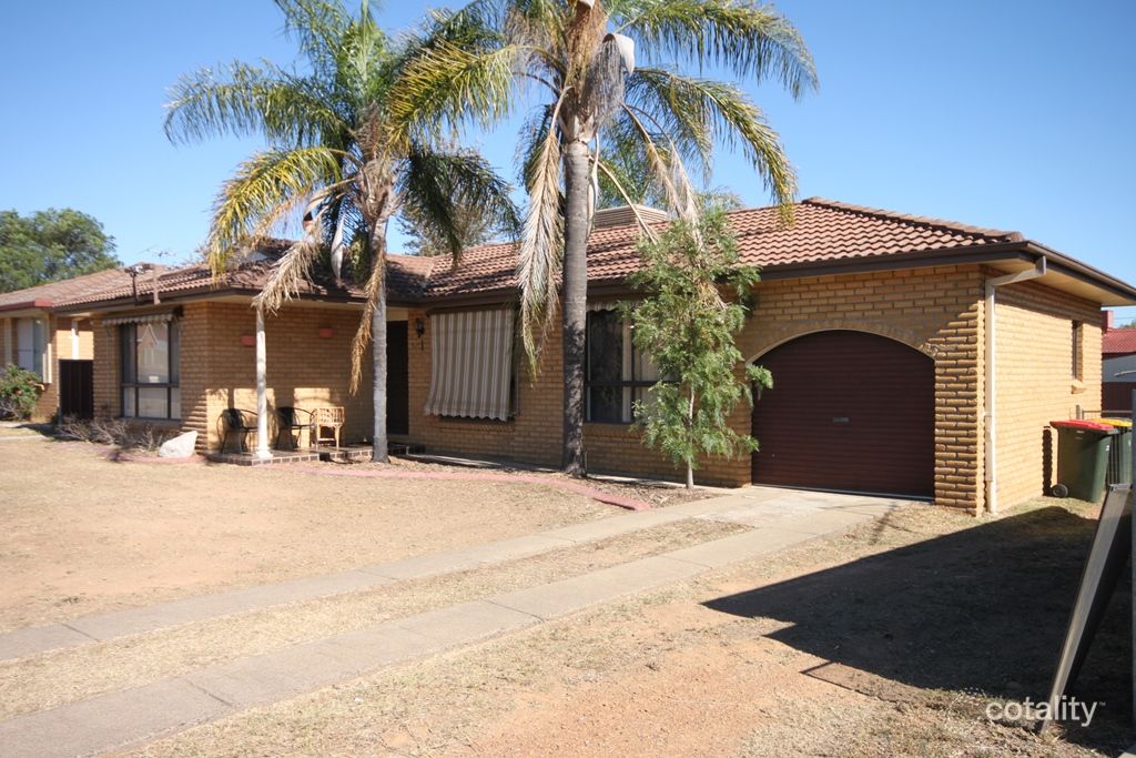 14 Maxwell St, West Tamworth, NSW 2340