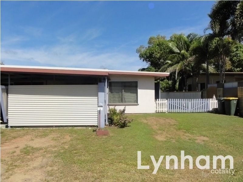 2/17 Coral St, Saunders Beach, QLD 4818