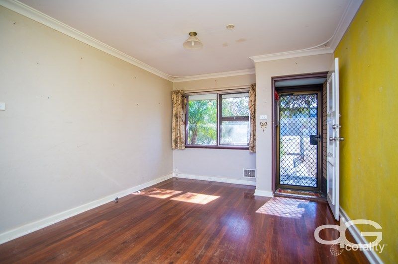 2/155 Healy Rd, Hamilton Hill, WA 6163