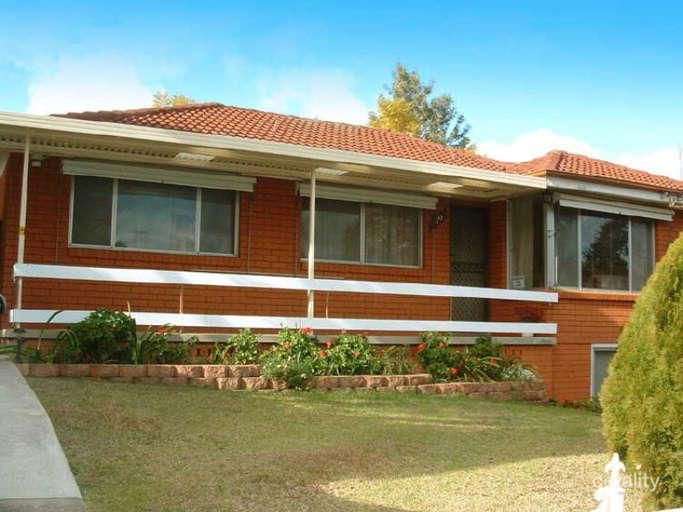 30 Hillcrest Ave, Penrith, NSW 2750