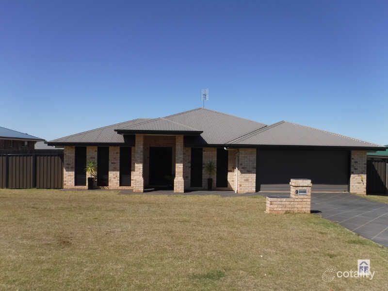 9 Bridgeman Pde, Kingaroy, QLD 4610
