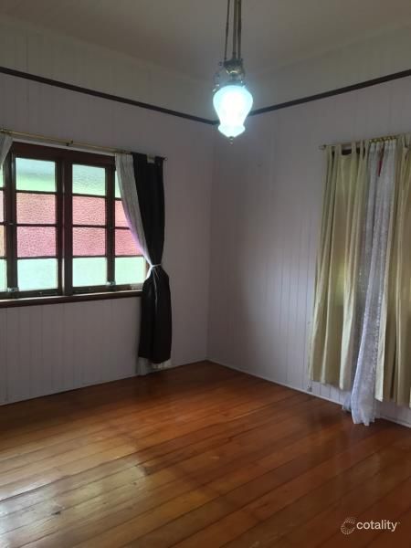 24 Aberleigh Rd, Herston, QLD 4006