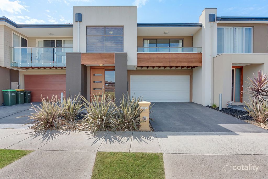 8 Hazelton Dr, Doreen, VIC 3754