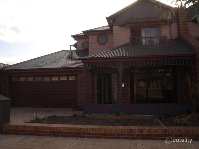 14 Mallebush Ave, Cairnlea, VIC 3023