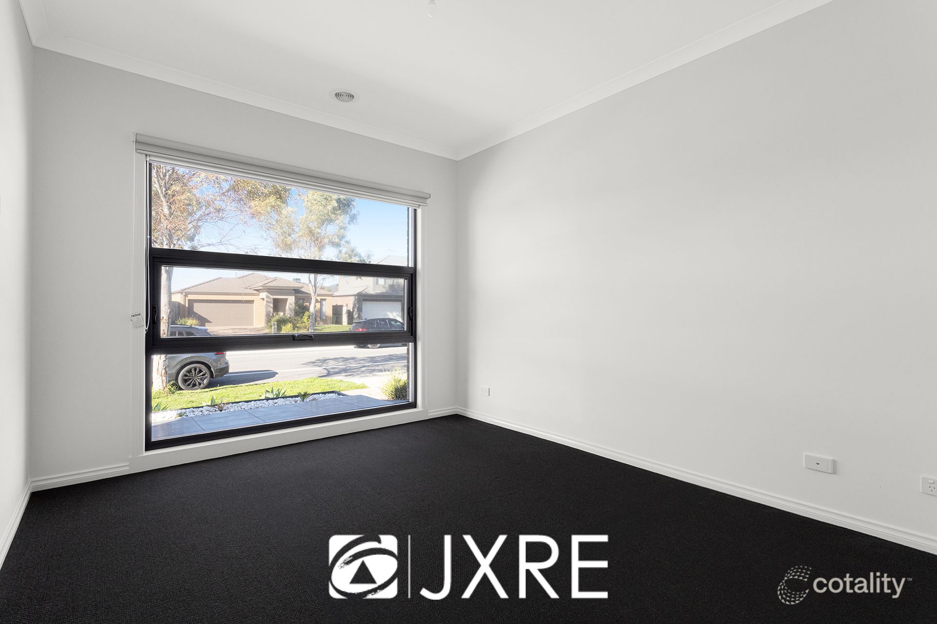 11 Anfield Rd, Clyde North, VIC 3978