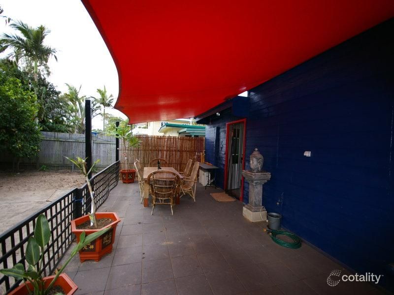 17 Dwyer St, Beachmere, QLD 4510