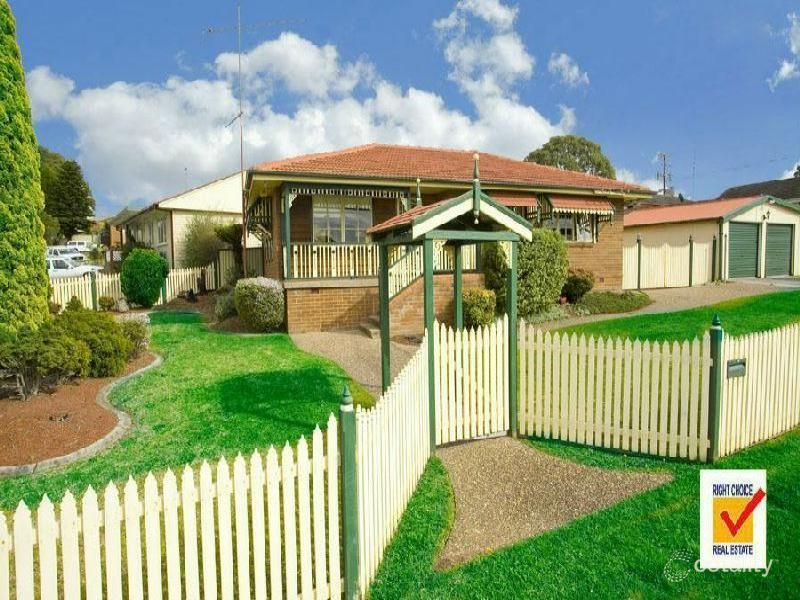 2 Kippax St, Warilla, NSW 2528