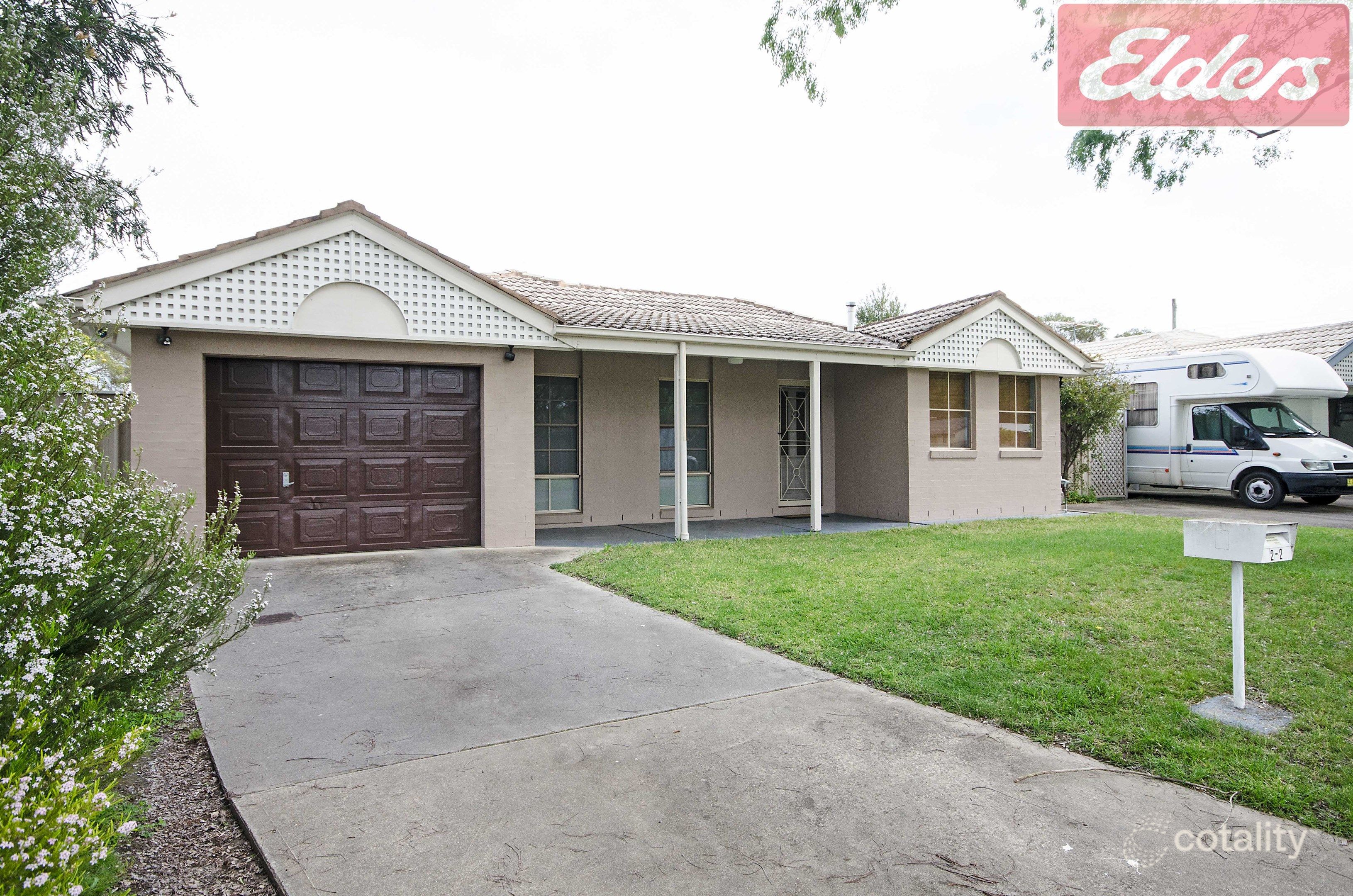 2/2 Saville Ave, Lavington, NSW 2641