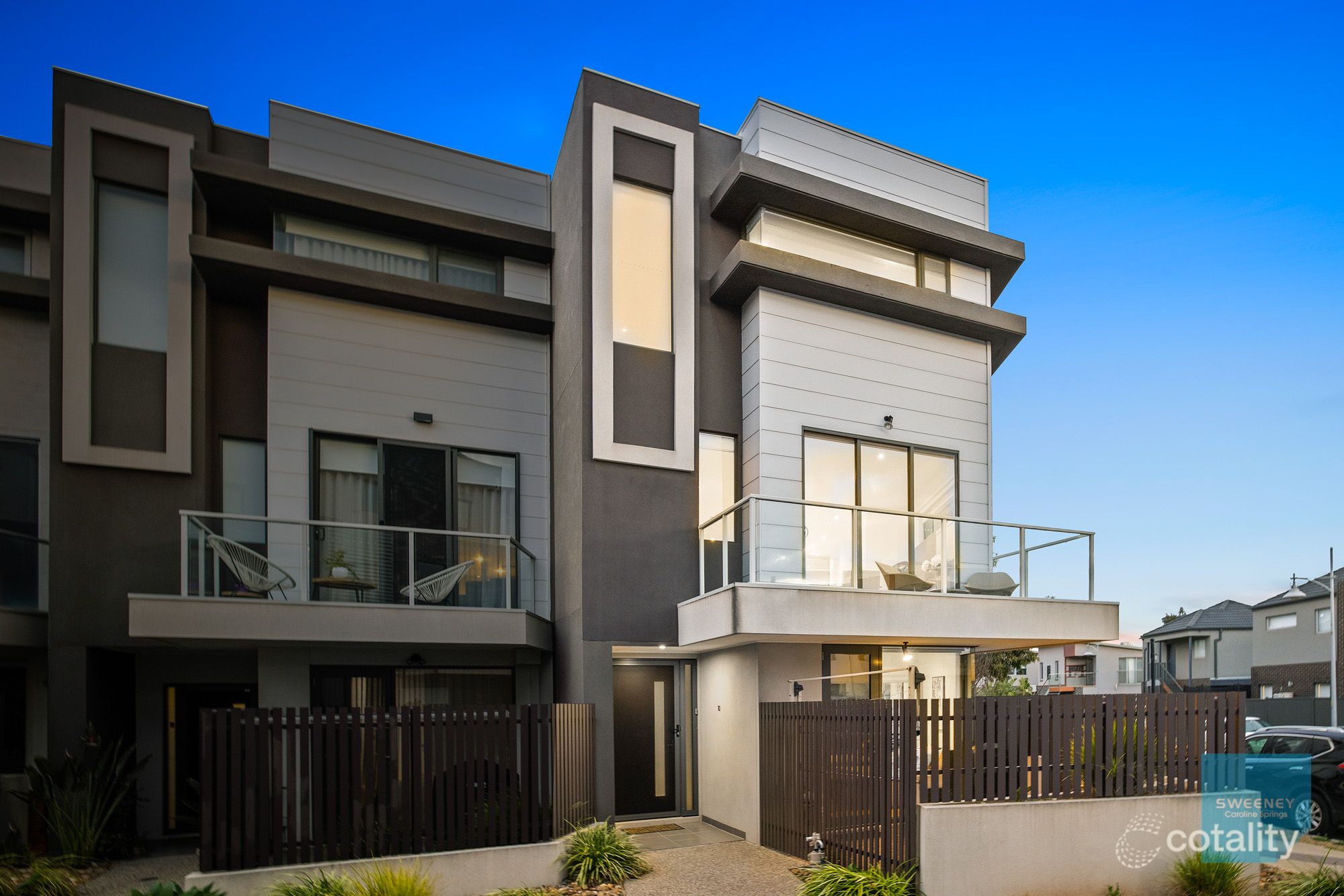 10/25 Boathouse Dr, Caroline Springs, VIC 3023