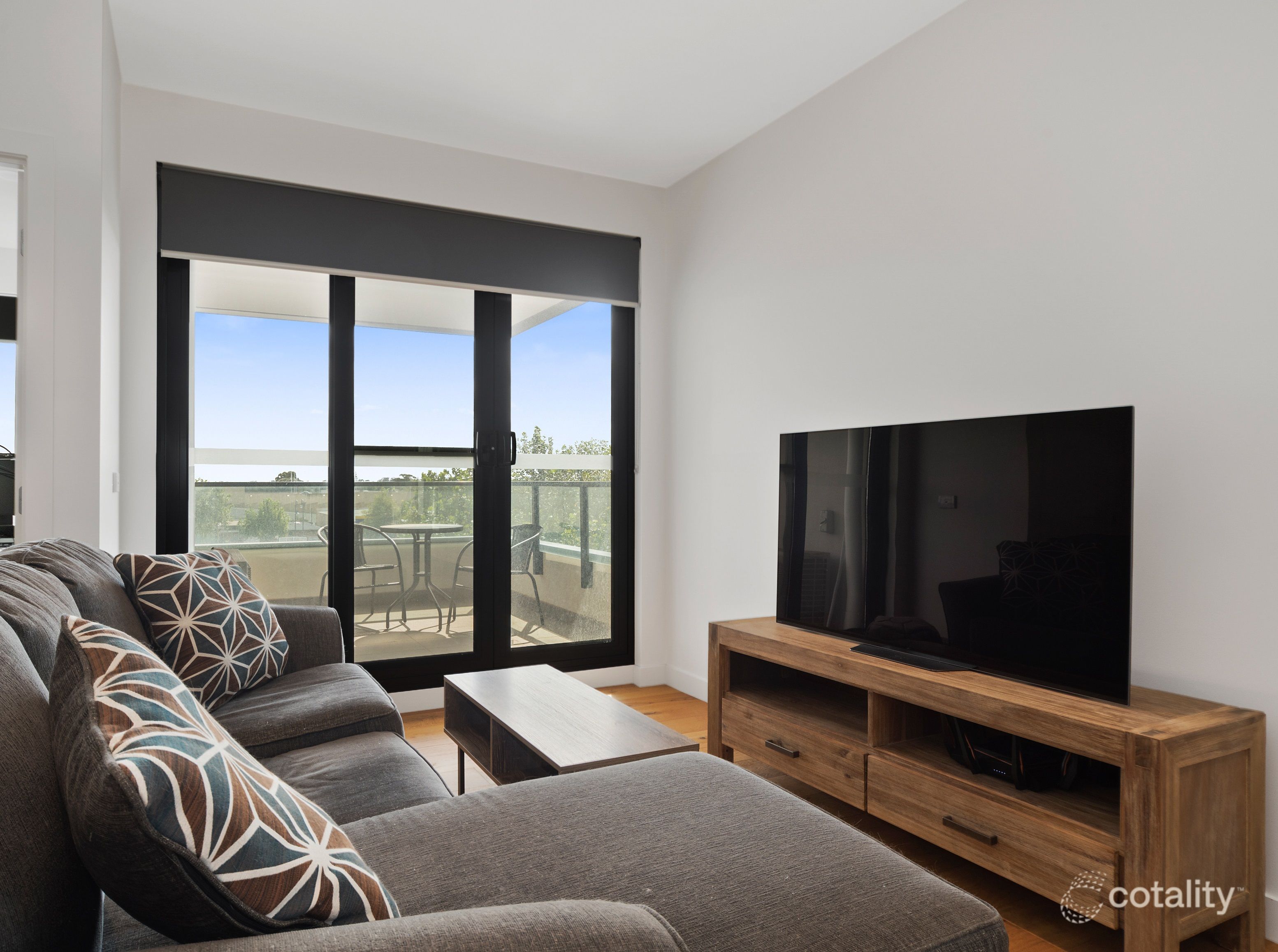 304/16 Clyde St Mall, Frankston, VIC 3199