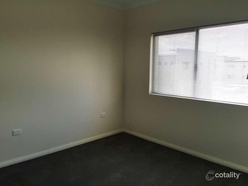 32/24 Metro Turn, Ellenbrook, WA 6069