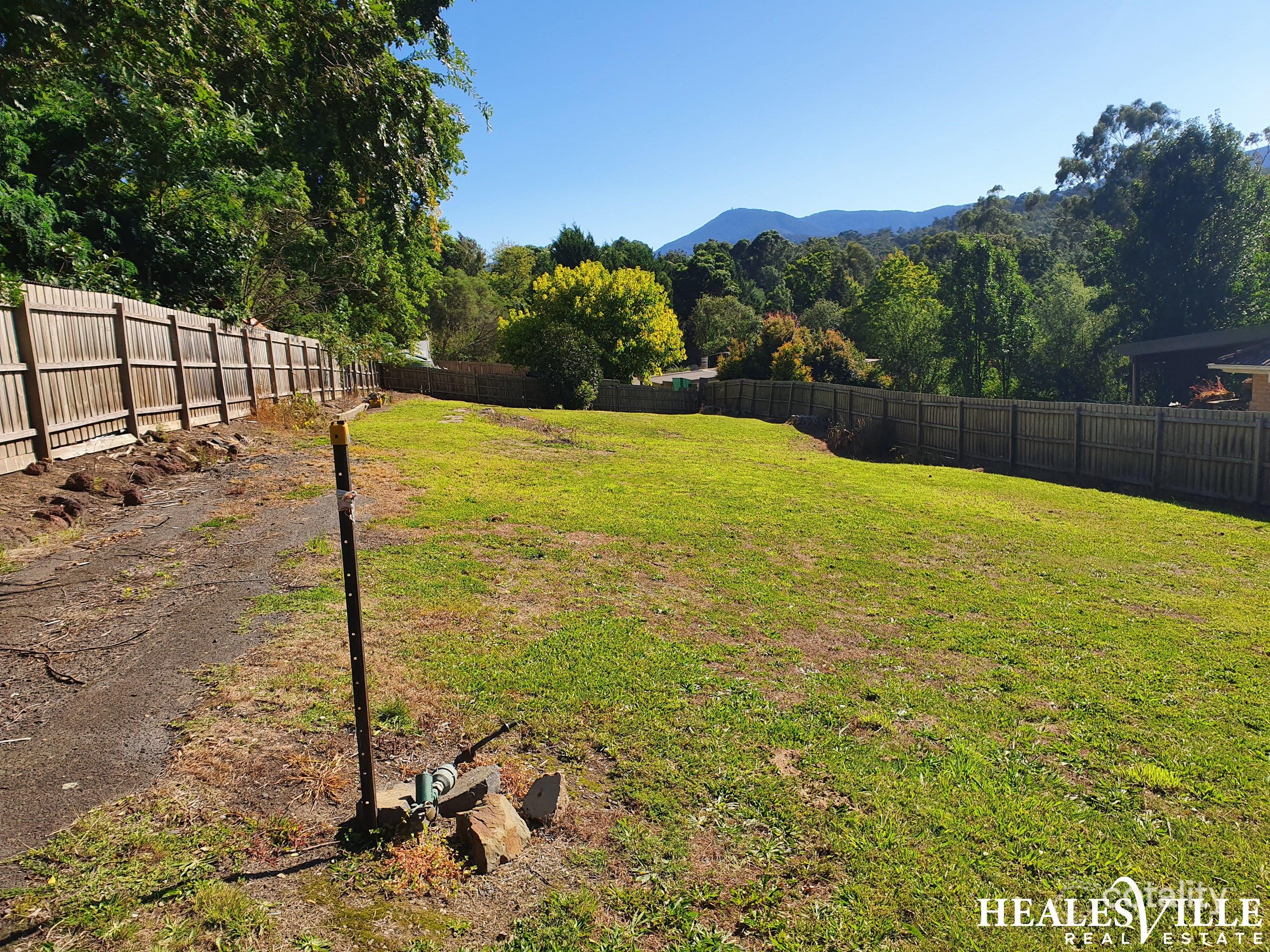 19 Eleva Rd, Healesville, VIC 3777