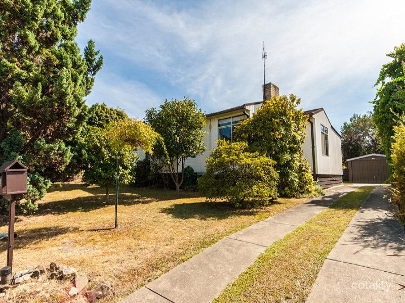 12 Seventh St, Eildon, VIC 3713