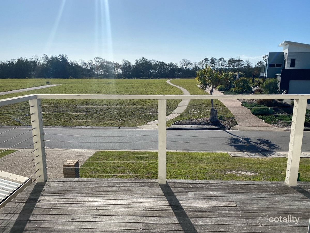 12 Sandcastles Cct, Burrum Heads, QLD 4659