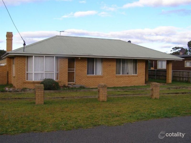 19 Tenth Ave, Dodges Ferry, TAS 7173