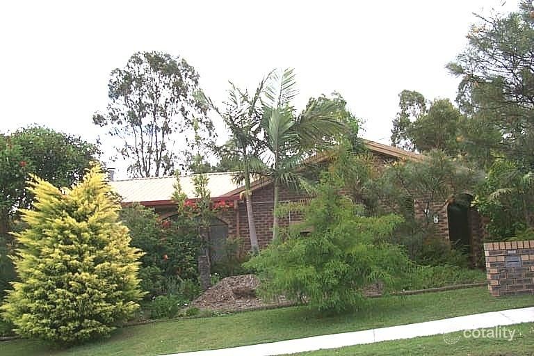 28 Blackthorn Cres, Shailer Park, QLD 4128
