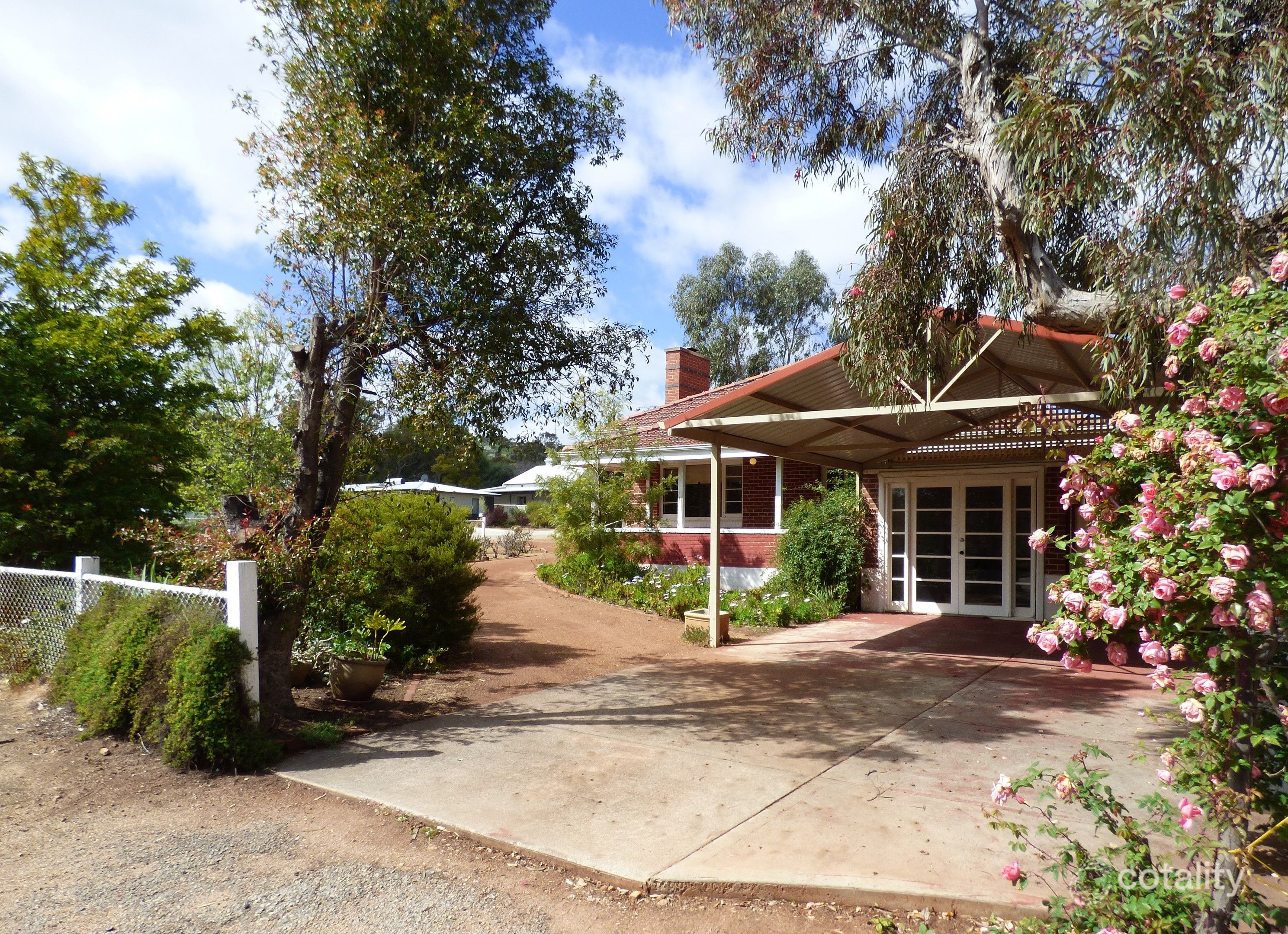 1 Glebe St, York, WA 6302