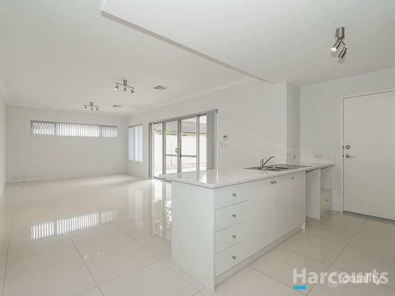 2/26 Knutsford Ave, Rivervale, WA 6103