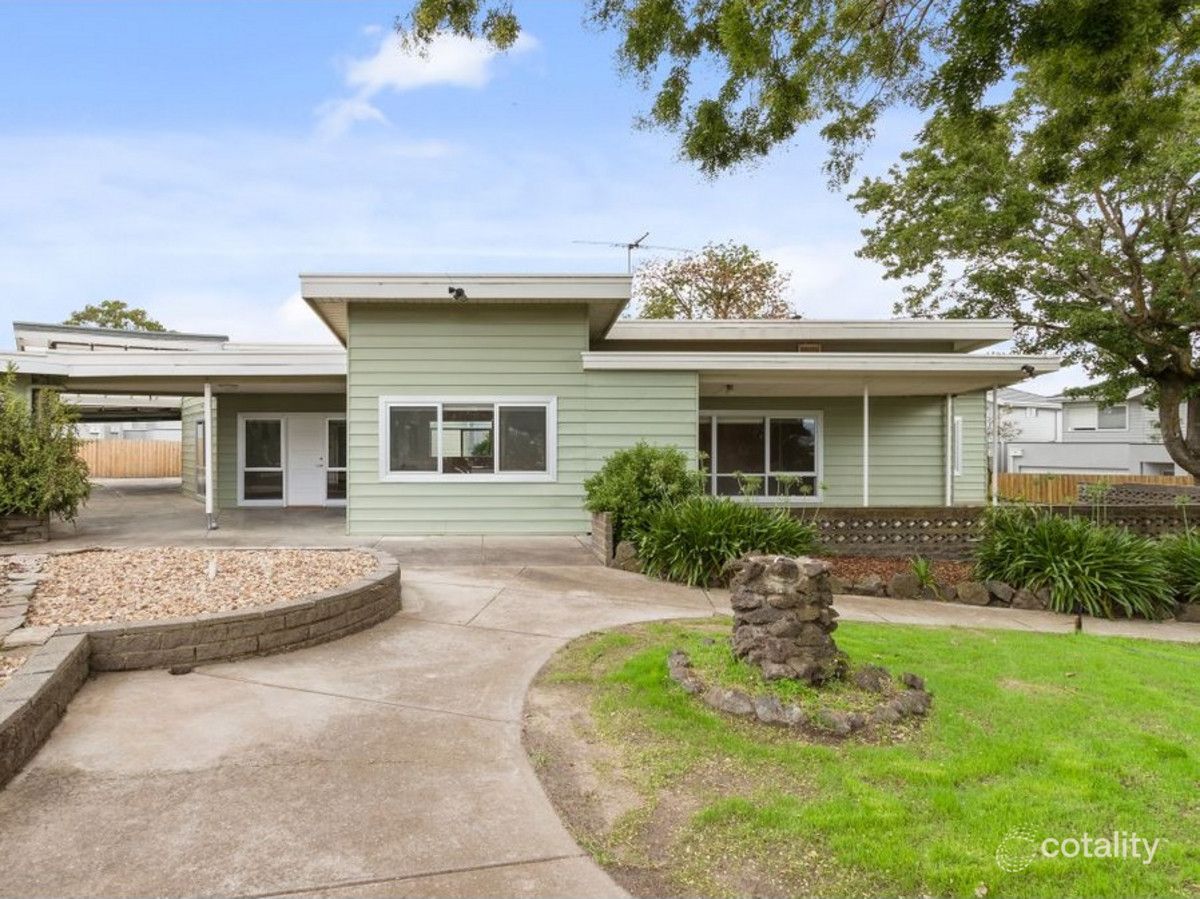 4 Central Rd, Hampton Park, VIC 3976