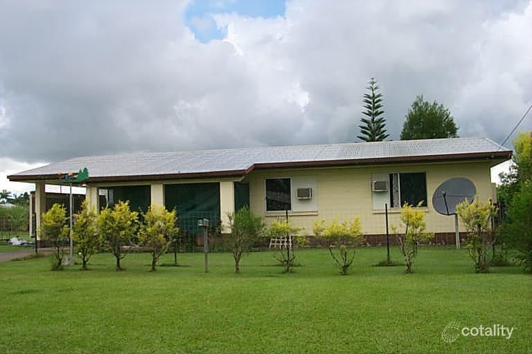 8 Batchelor St, Goondi Bend, QLD 4860