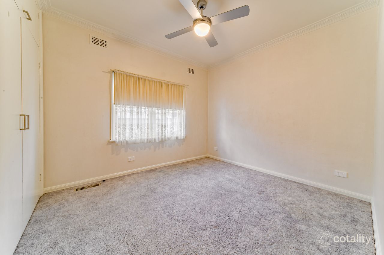 9 Gordon St, Kangaroo Flat, VIC 3555