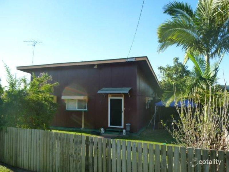 26 Gladstone St, Mount Larcom, QLD 4695