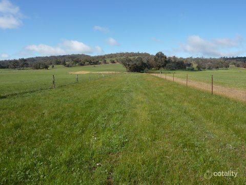 306 Crossman-Dwarda Rd, Crossman, WA 6390