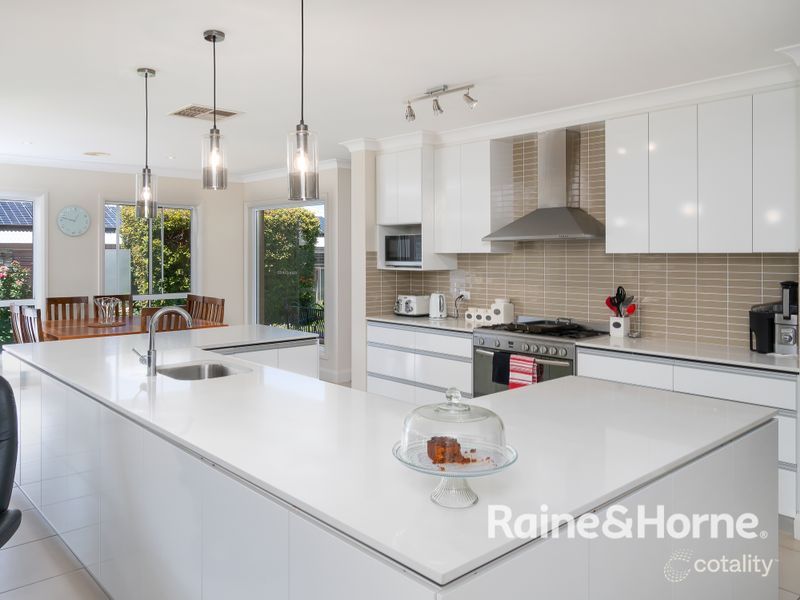 12 Tanami St, Tatton, NSW 2650