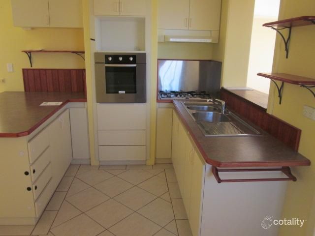 10b Cadiz Pl, Coogee, WA 6166