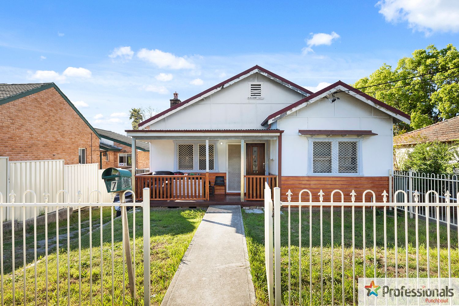 1/7 The Mall, Wiley Park, NSW 2195