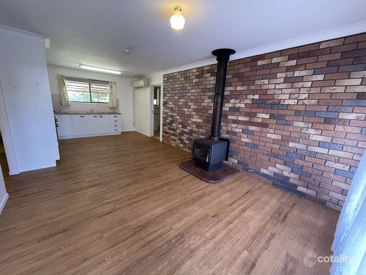 17 Burns Cres, Wondai, QLD 4606