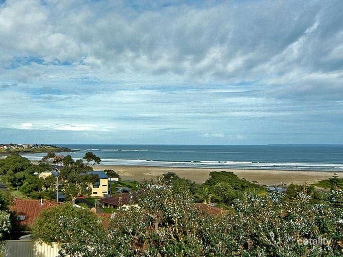 2/5 Bland Pl, Gerroa, NSW 2534