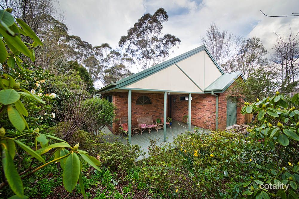 14 Bell St, Blackheath, NSW 2785