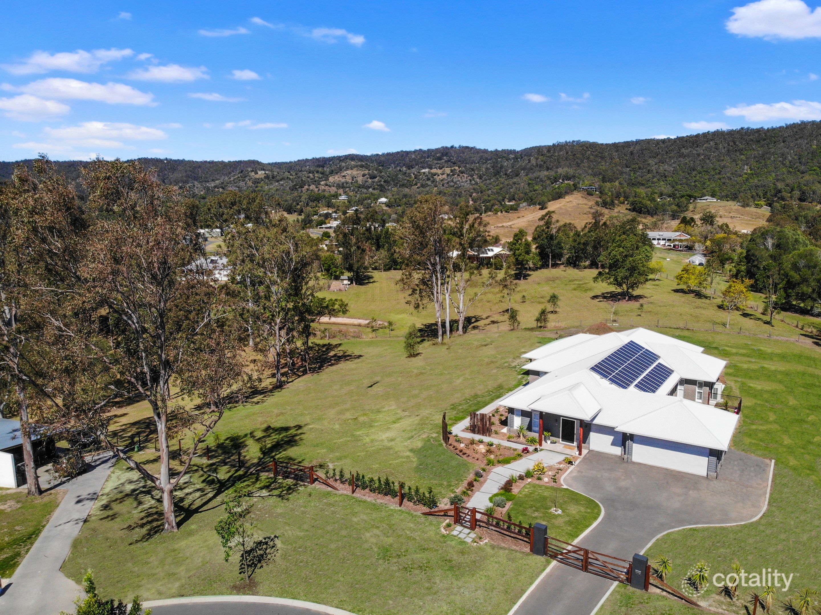 14 Breeze Pl, Highvale, QLD 4520