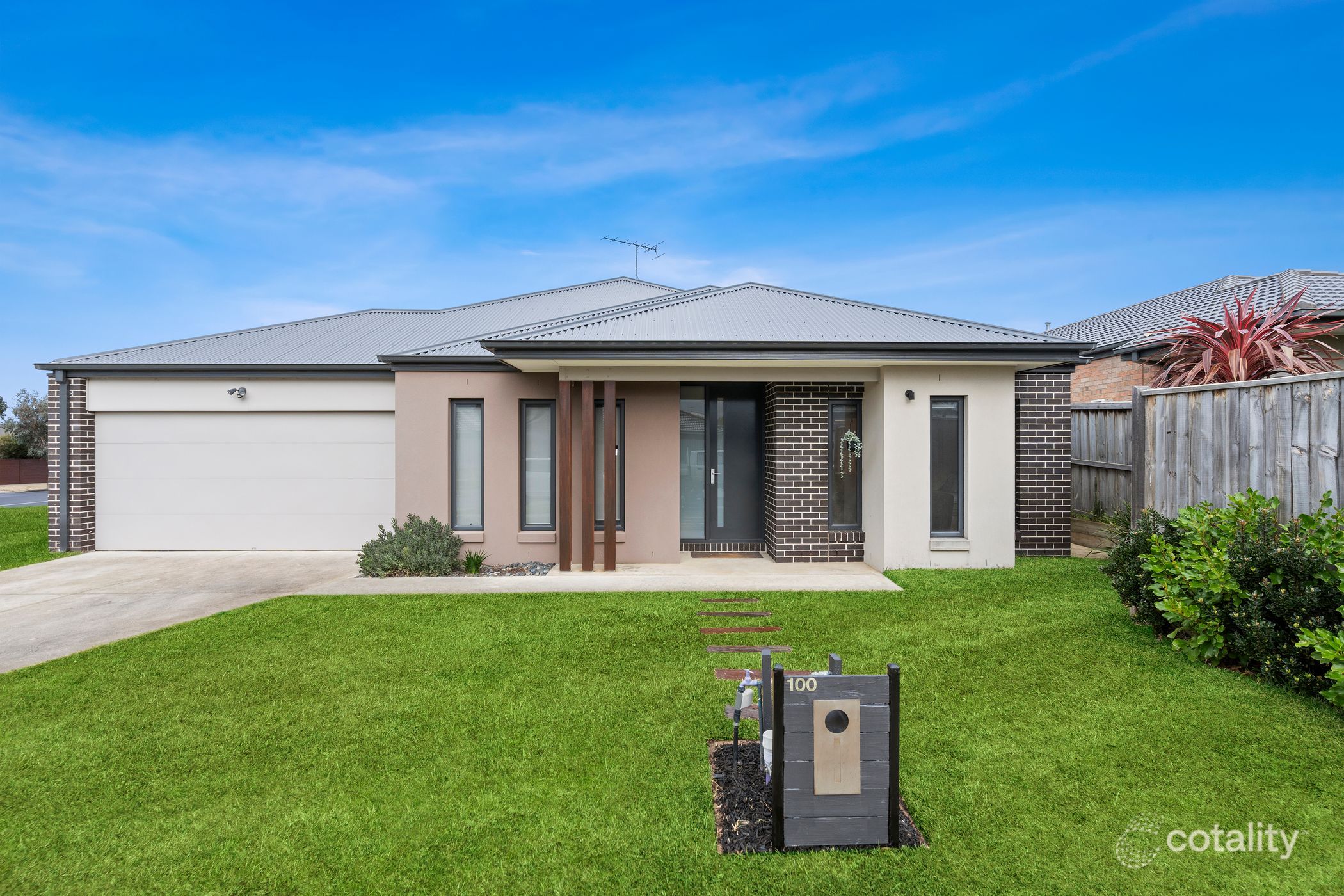 100 Merrijig Dr, Torquay, VIC 3228