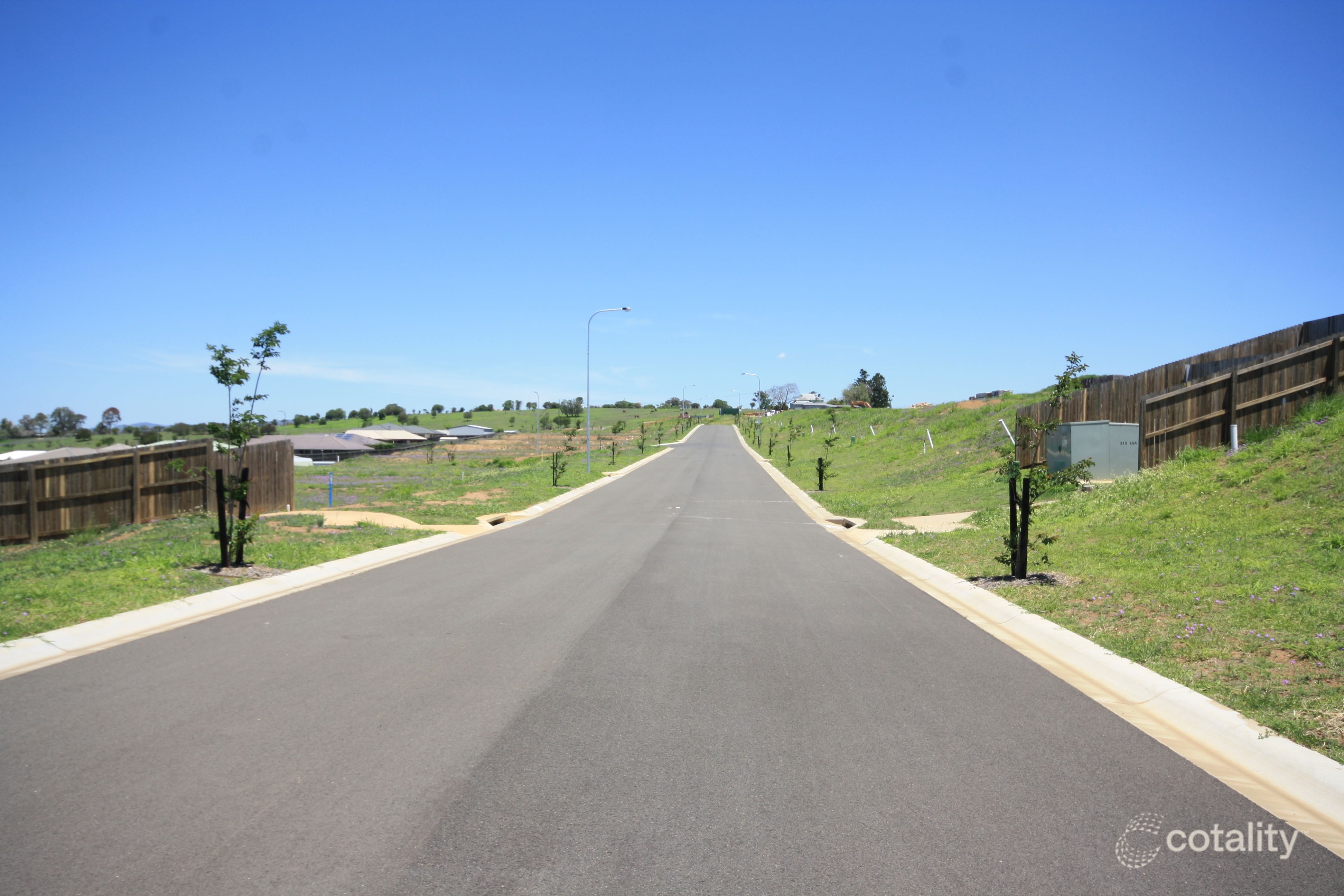 19 Chant Dr, Rosenthal Heights, QLD 4370