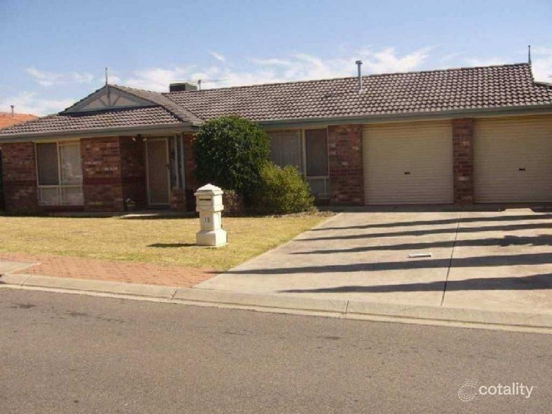 15 Cranmore Ave, Craigmore, SA 5114