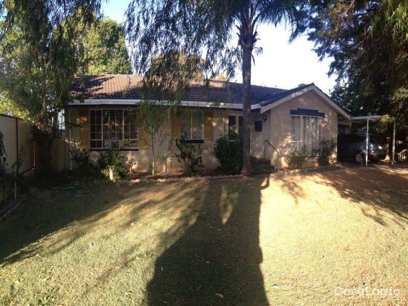 6 Mills Rd W, Martin, WA 6110