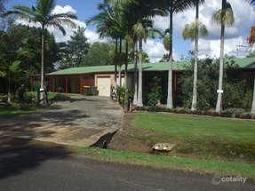 2 Creek St, Howard, QLD 4659