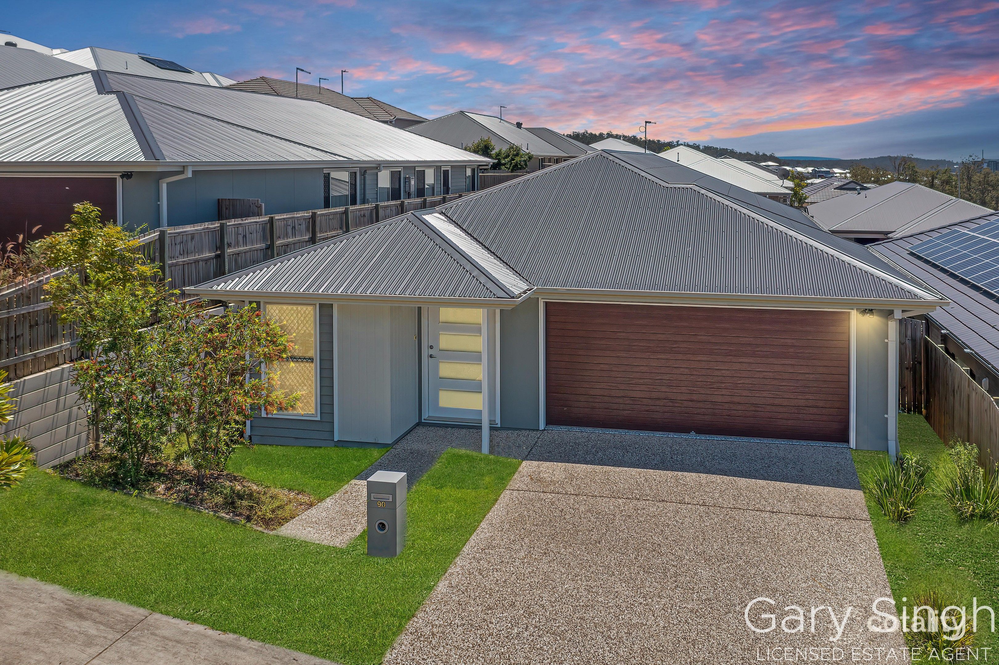 90 Applecross Cct, Spring Mountain, QLD 4300