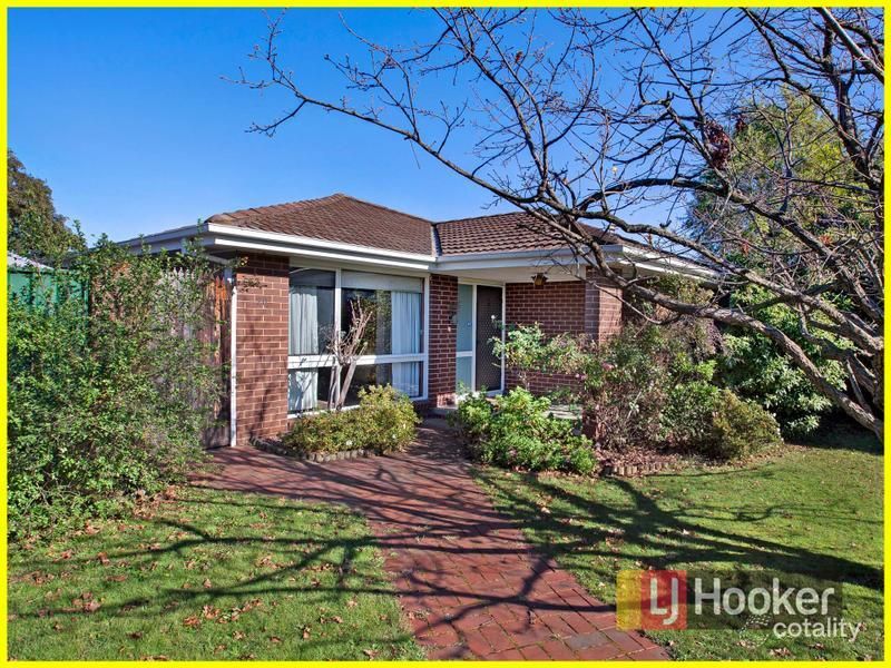 20 Currie Ave, Endeavour Hills, VIC 3802