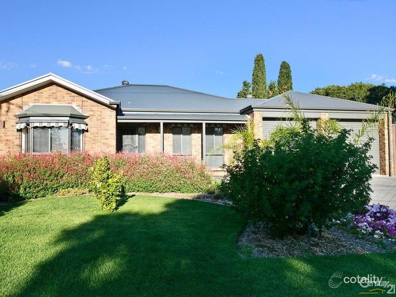 17 The Parkway, Holden Hill, SA 5088