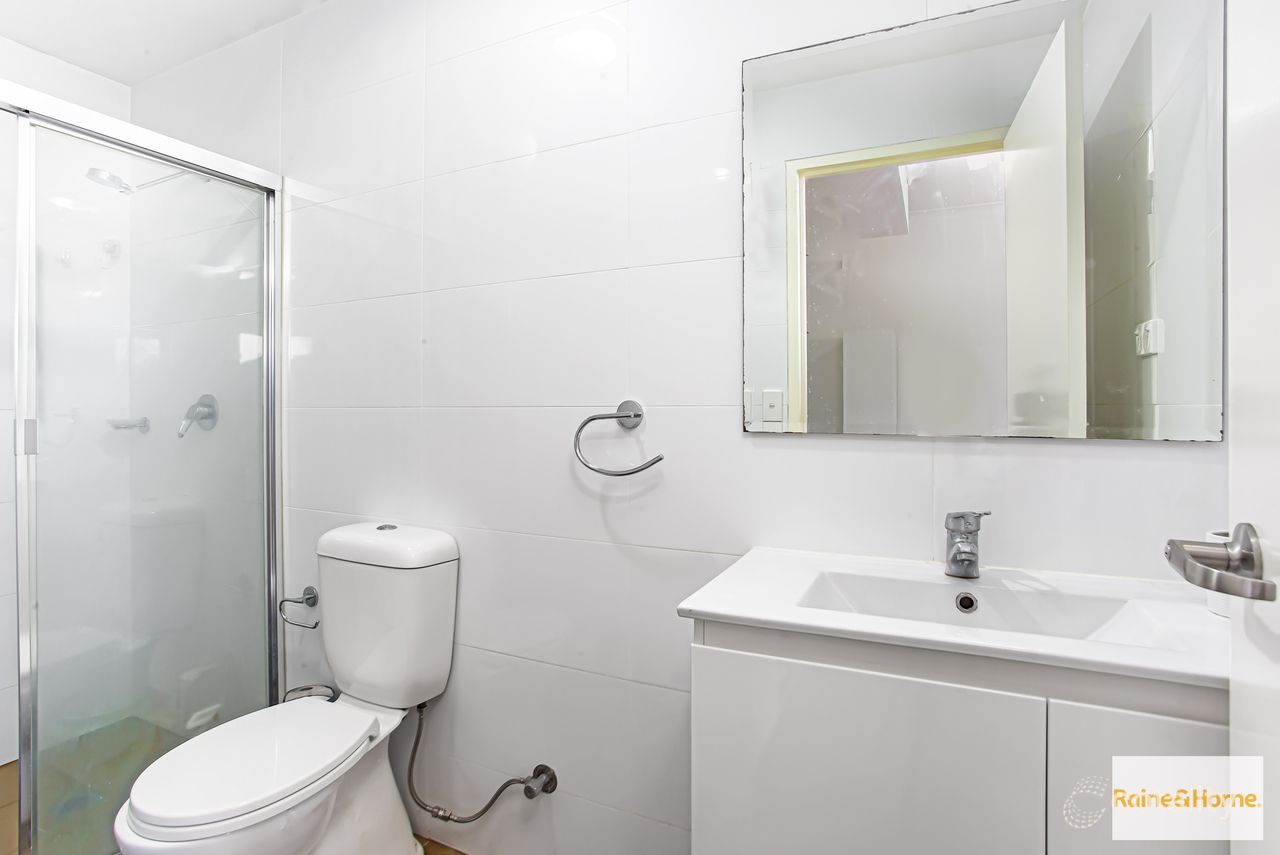 11-15 Robilliard St, Mays Hill, NSW 2145